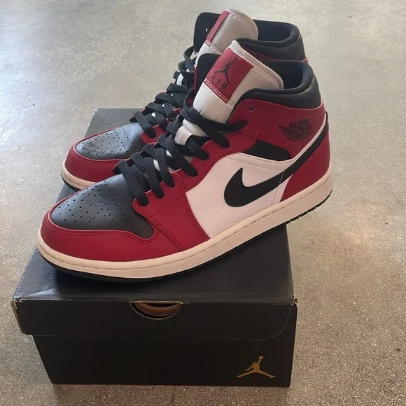 Nike Air Jordan 1 Mid Chicago Toe. Purchased from StockX. Like new